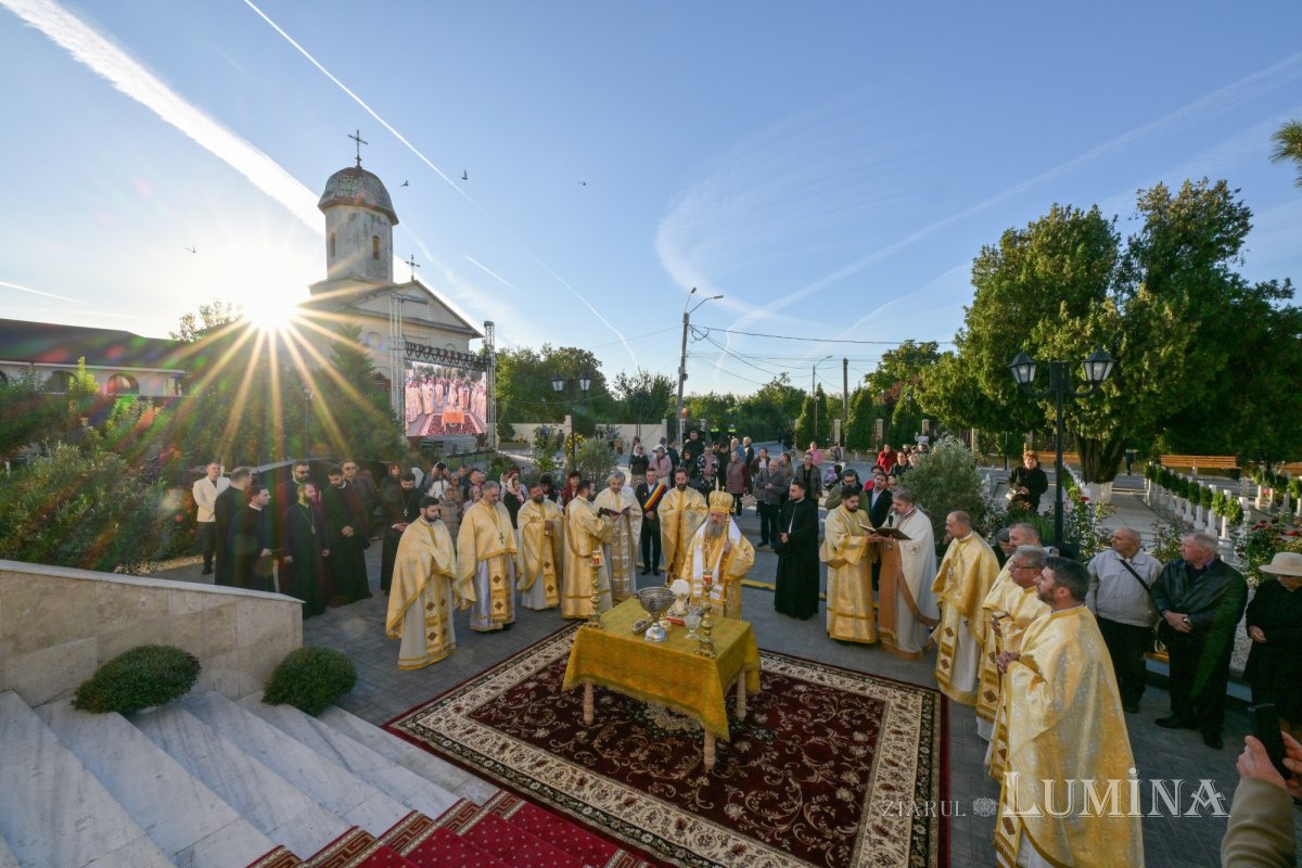 Moment de sărbătoare la Parohia Tunari din județul Ilfov 375834
