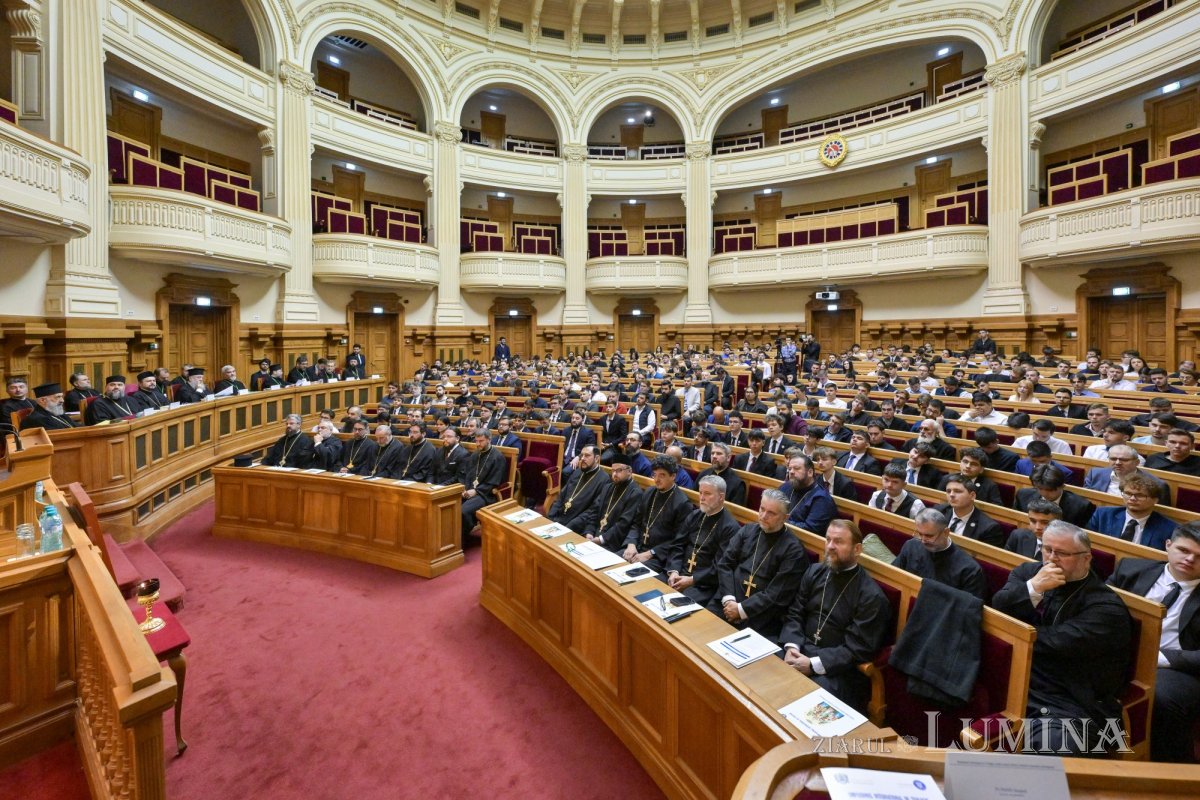 Simpozion internațional de teologie dedicat familiei creștine la Bucureşti  376174