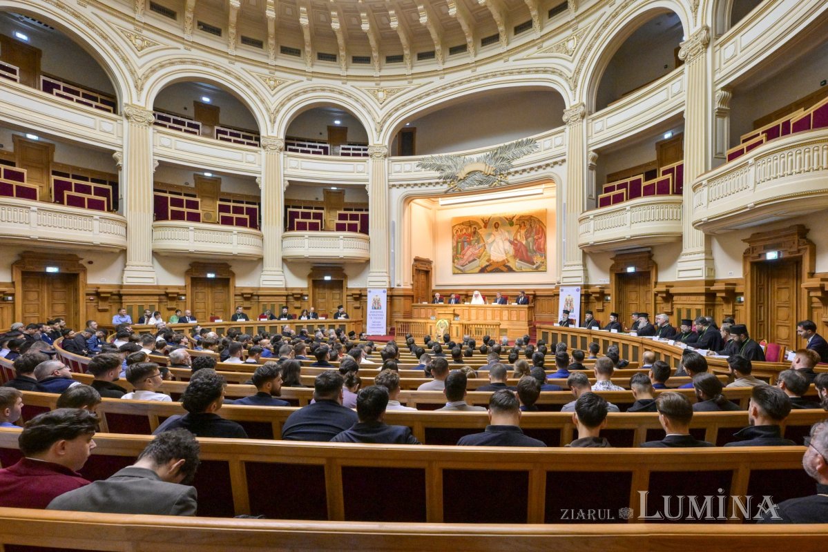 Simpozion internațional de teologie dedicat familiei creștine la Bucureşti  376176
