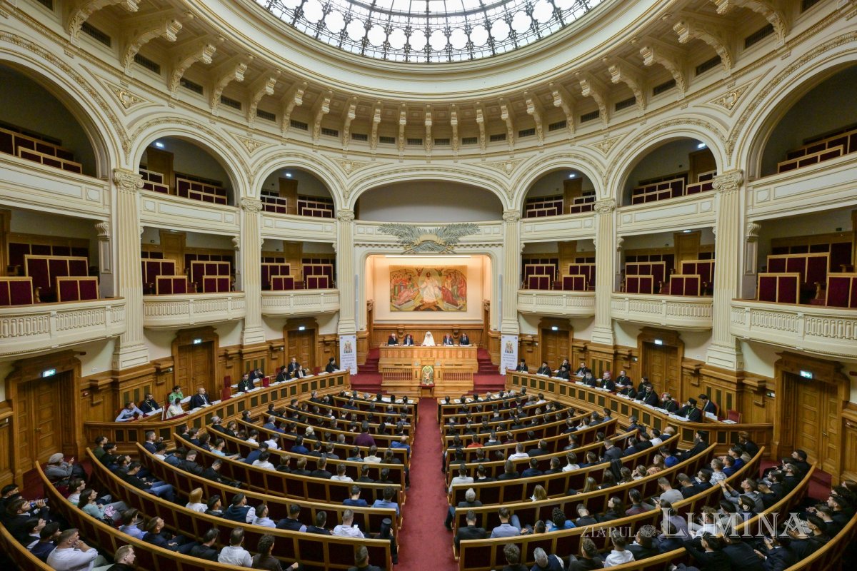 Simpozion internațional de teologie dedicat familiei creștine la Bucureşti  376177
