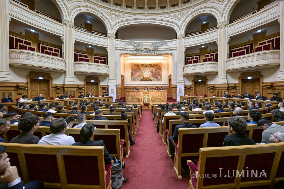 Simpozion internațional de teologie dedicat familiei creștine la Bucureşti  376189