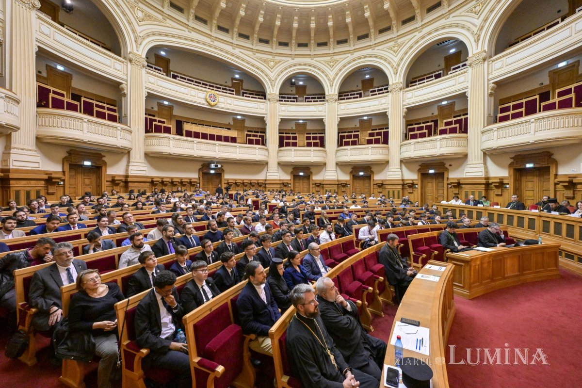Simpozion internațional de teologie dedicat familiei creștine la Bucureşti  376190