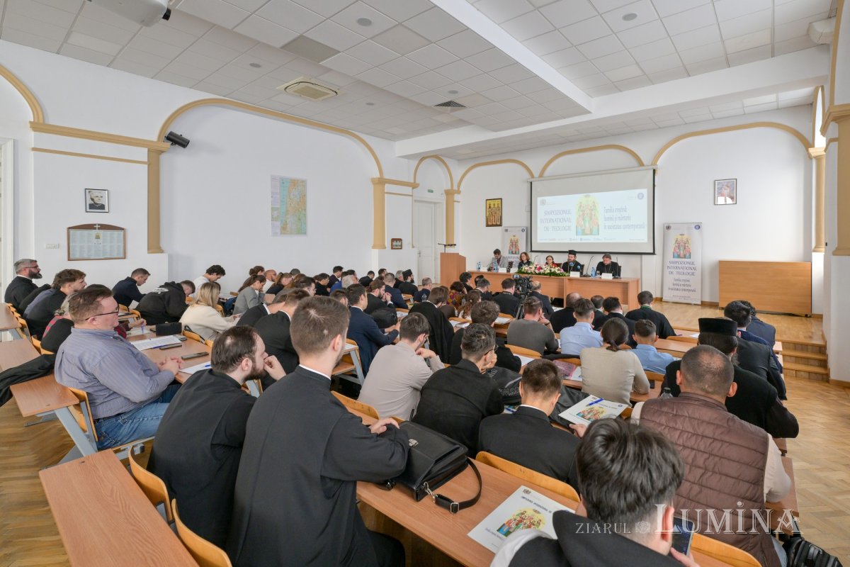 A treia sesiune de comunicări în cadrul Simpozionului Internațional de Teologie de la București 376311