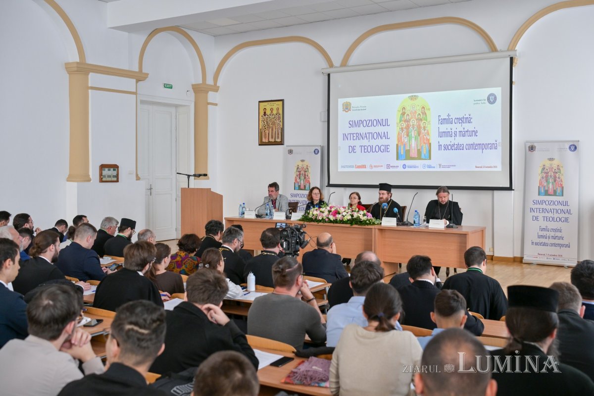 A treia sesiune de comunicări în cadrul Simpozionului Internațional de Teologie de la București 376315
