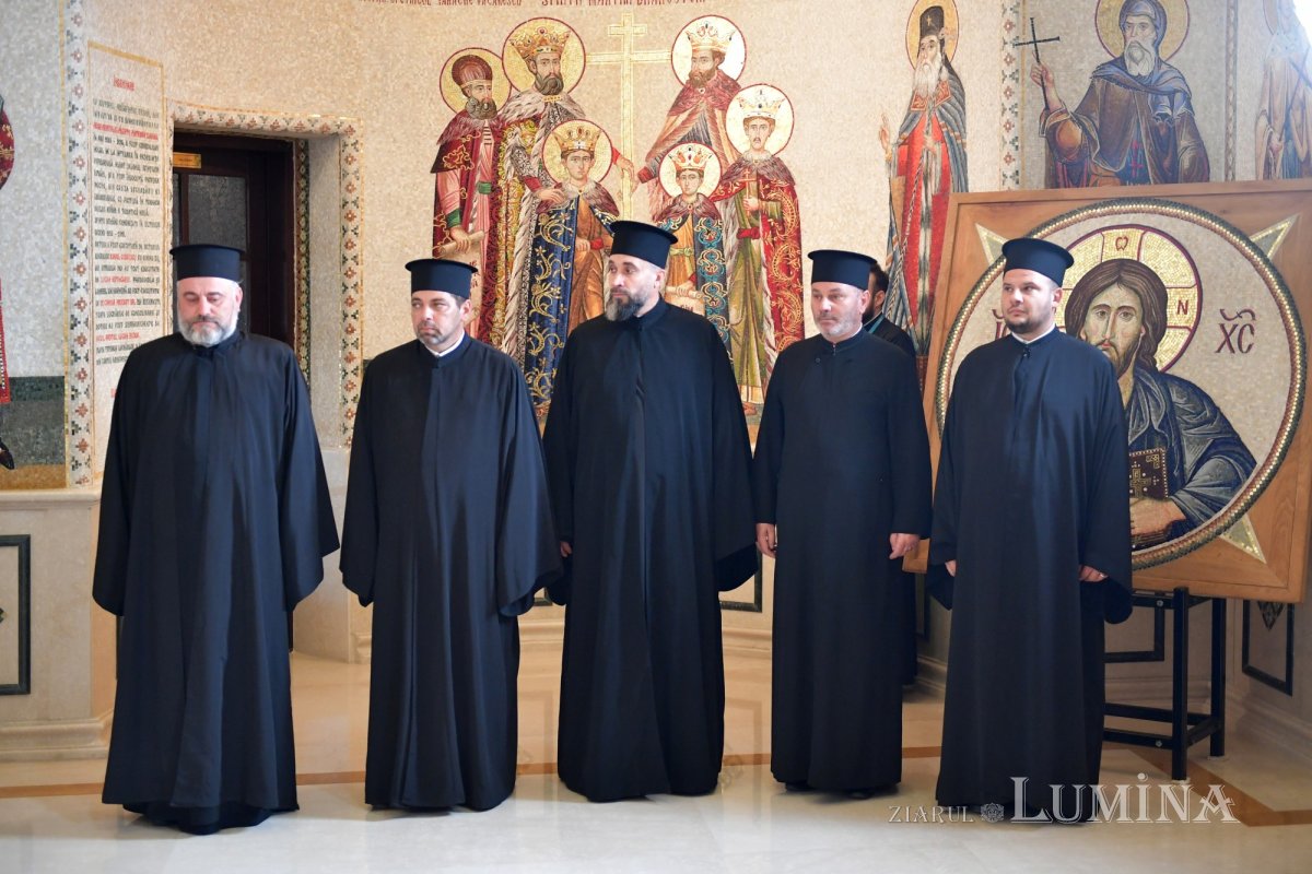 Oaspeți din Serbia la Reședința Patriarhală din București 376467