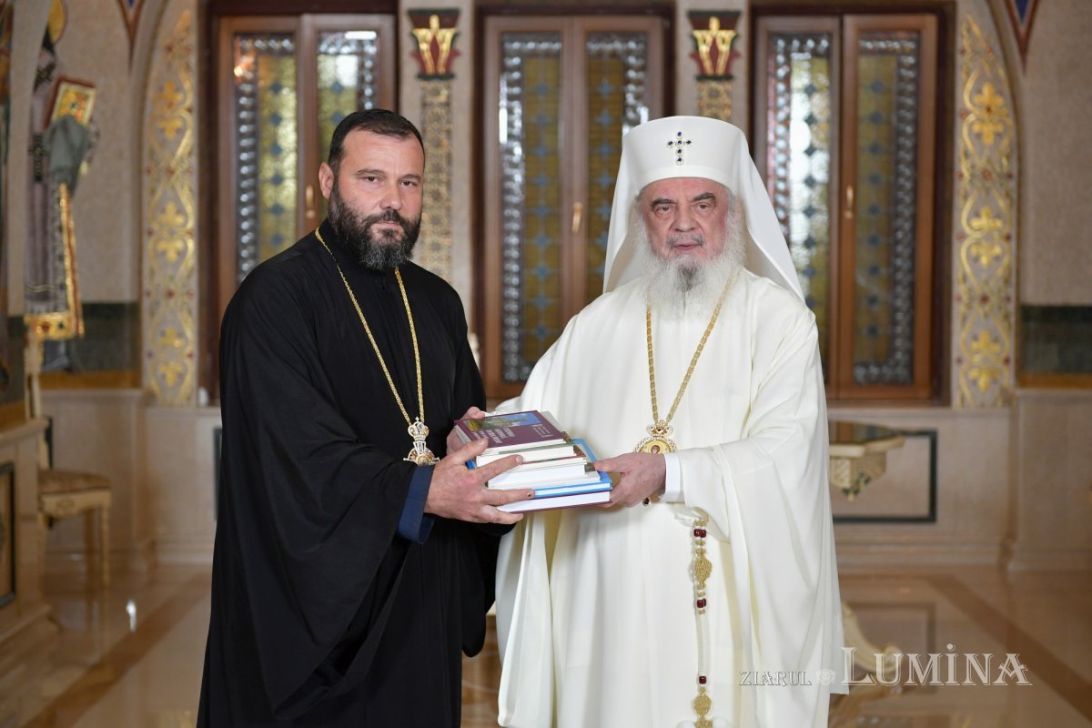 Oaspeți din Serbia la Reședința Patriarhală din București 376477