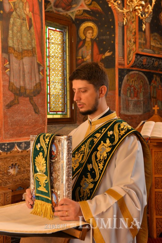 Paraclisul istoric al Reședinței Patriarhale în veşmânt de sărbătoare 376984