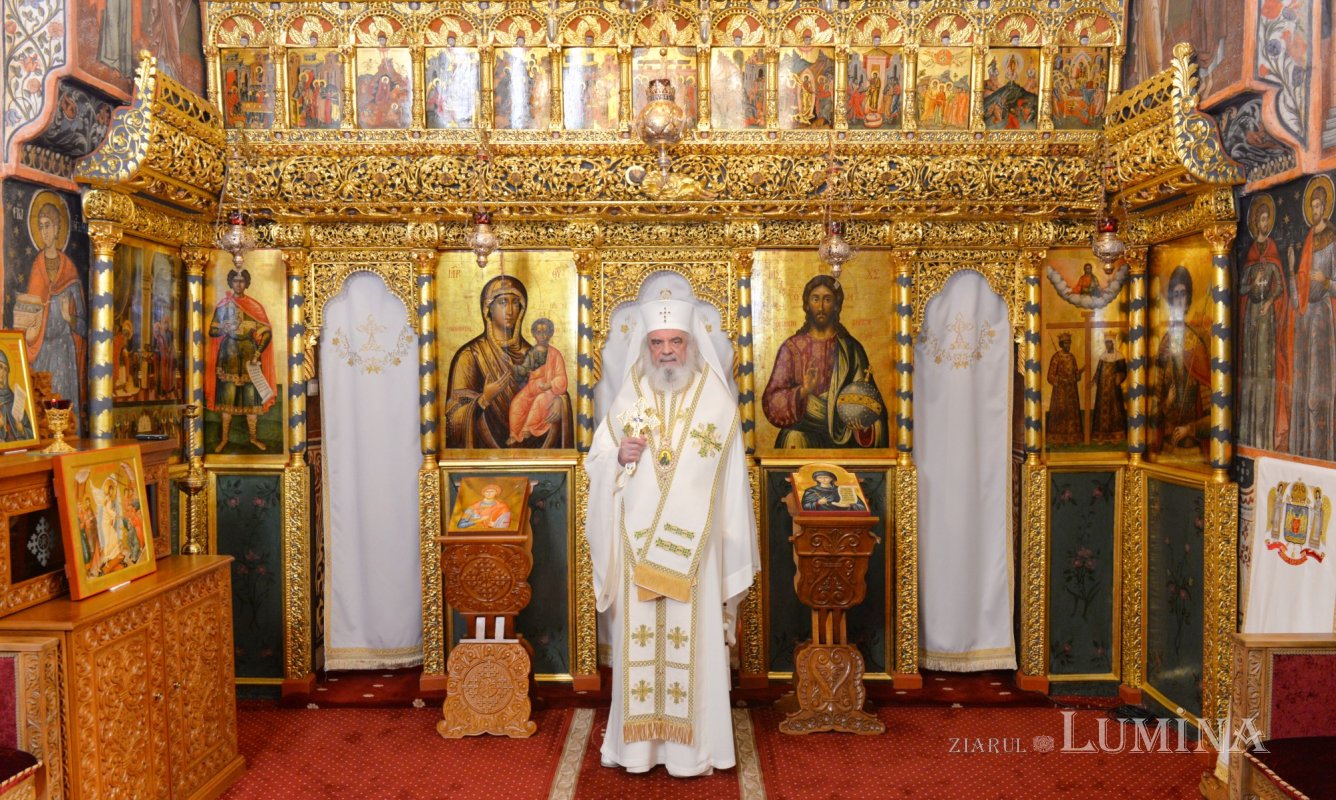 Paraclisul istoric al Reședinței Patriarhale în veşmânt de sărbătoare 376986