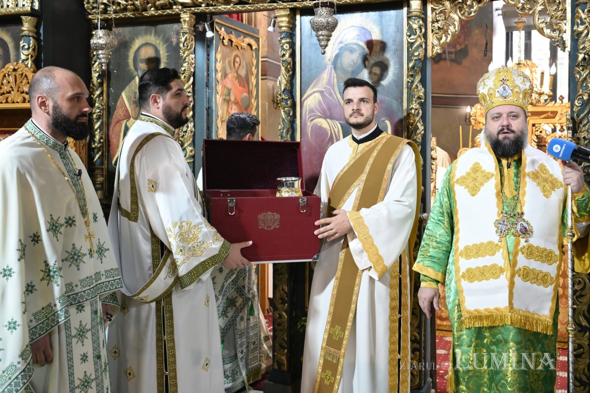 Popas de rugăciune la Parohia „Sfântul Anton”-Curtea Veche din București 377006