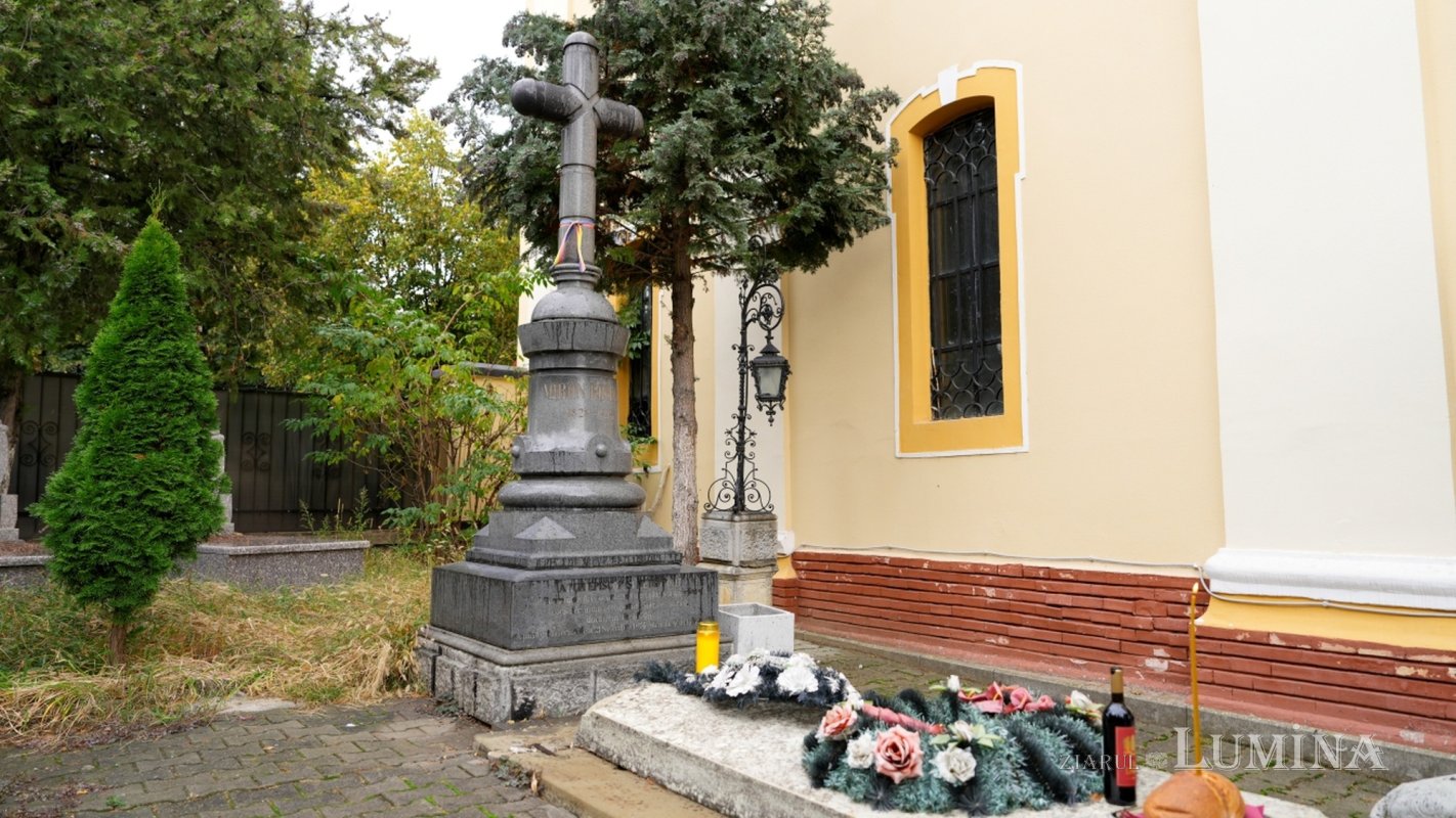 Mitropolitul Miron Romanul pomenit la 128 de ani de la trecerea la cele veșnice 377310