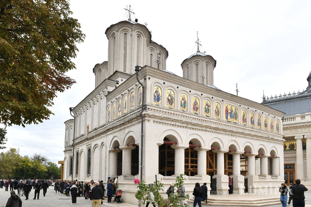 A început pelerinajul prilejuit de sărbătoarea Sfântului Cuvios Dimitrie cel Nou 377343