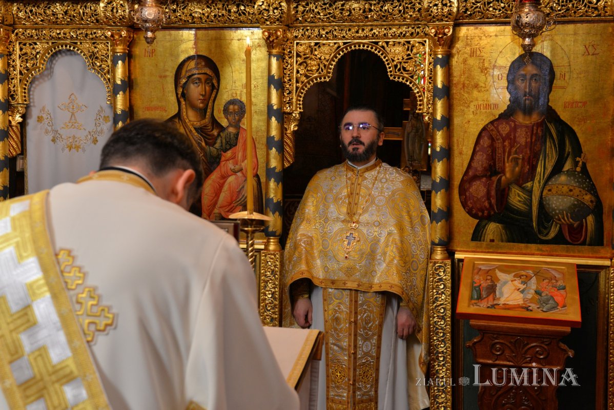 „Când durerea omului se află la limita răbdării, Dumnezeu intervine cu milostivirea Sa” 377323