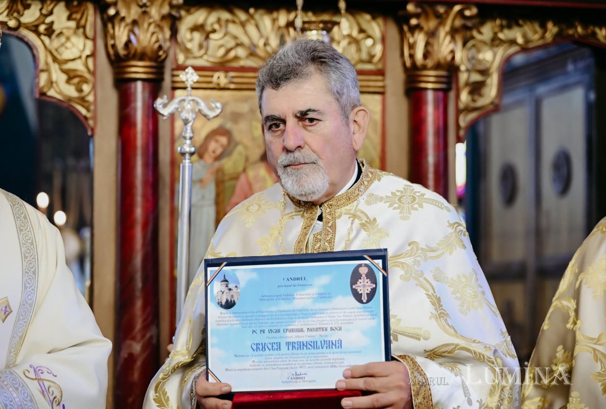 Sărbătoare la Biserica „Sfânta Treime” din Baciu, judeţul Cluj 377424