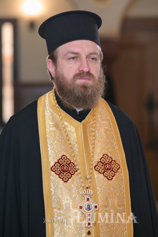 Patriarhul României a sfințit racla cu moaştele Sfântului Constantin Sârbu 377668