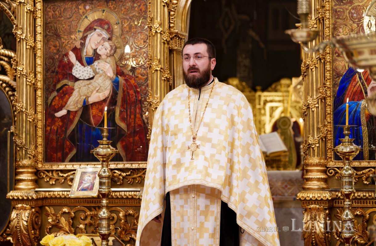 Priveghere pentru „oaspetele” de la hramul Catedralei Patriarhale 378160