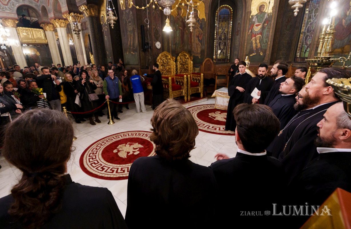 Priveghere pentru „oaspetele” de la hramul Catedralei Patriarhale 378162
