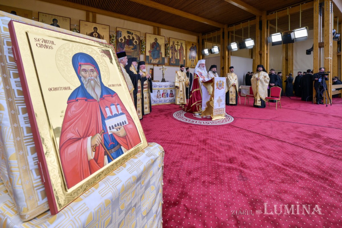 Sfântul Cuvios Dimitrie cel Nou și Sfânta Cuvioasă Elisabeta de la Pasărea ne cheamă la sfințirea vieții prin rugăciune și iubire milostivă 378003
