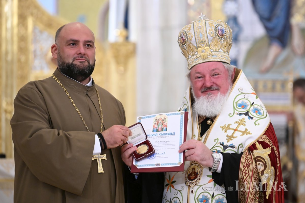 Ziua Clerului Militar, marcată la Catedrala Națională 378480