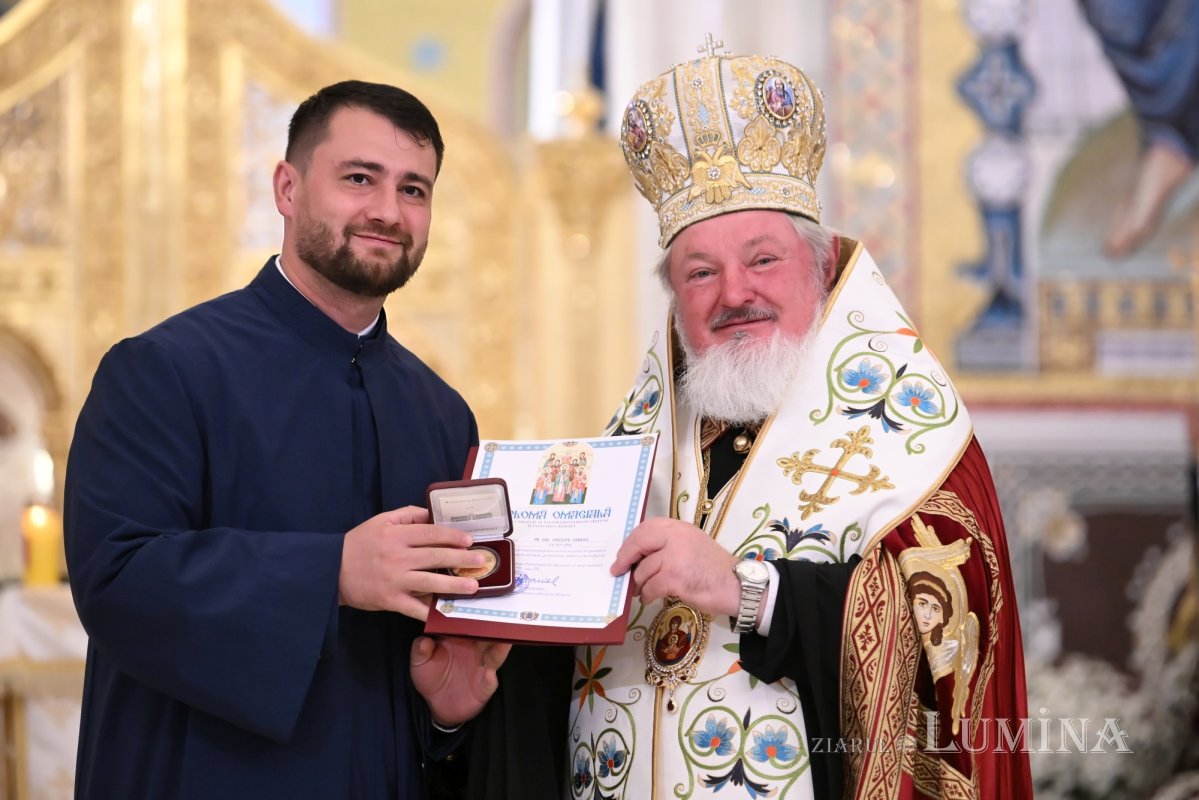 Ziua Clerului Militar, marcată la Catedrala Națională 378486
