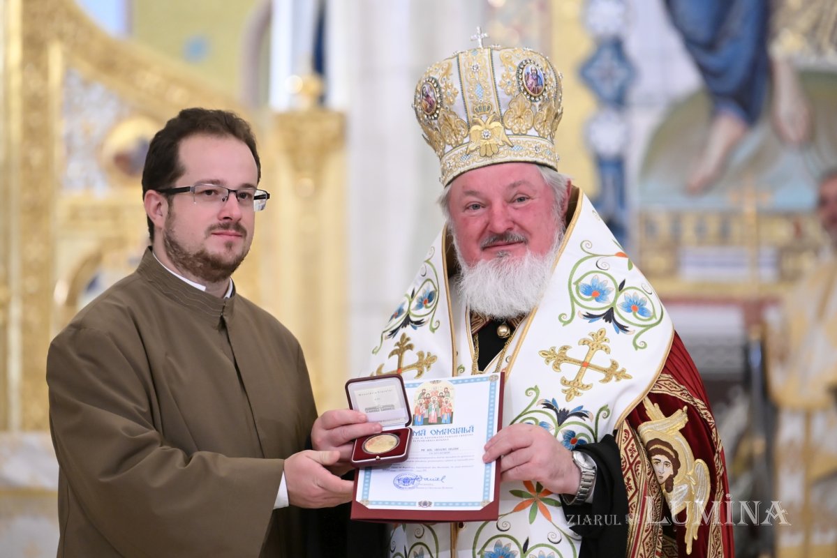 Ziua Clerului Militar, sărbătorită la Catedrala Națională 378484