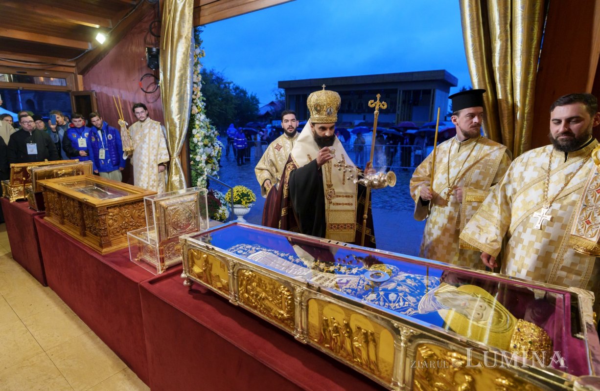 Rugăciune la ceas de seară pentru doi sfinți isihaşti 378786