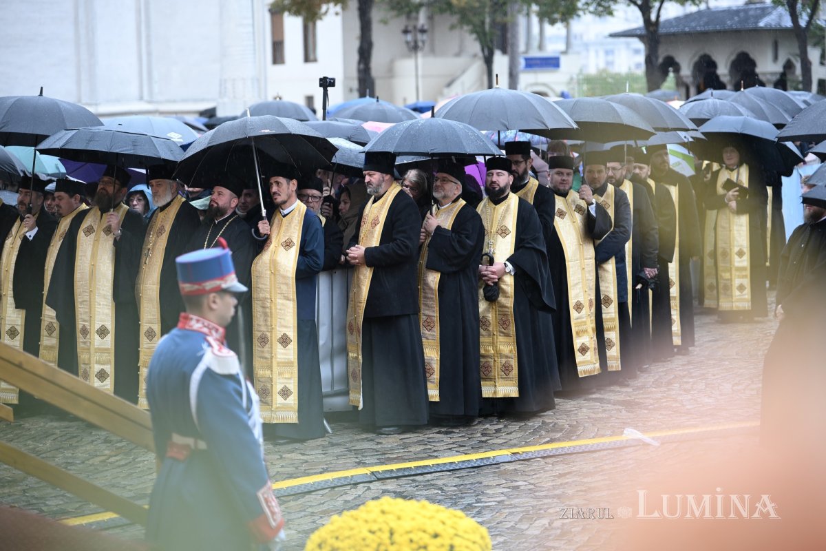 Sfântul Ocrotitor al Capitalei a fost cinstit pe Colina Patriarhiei 378604