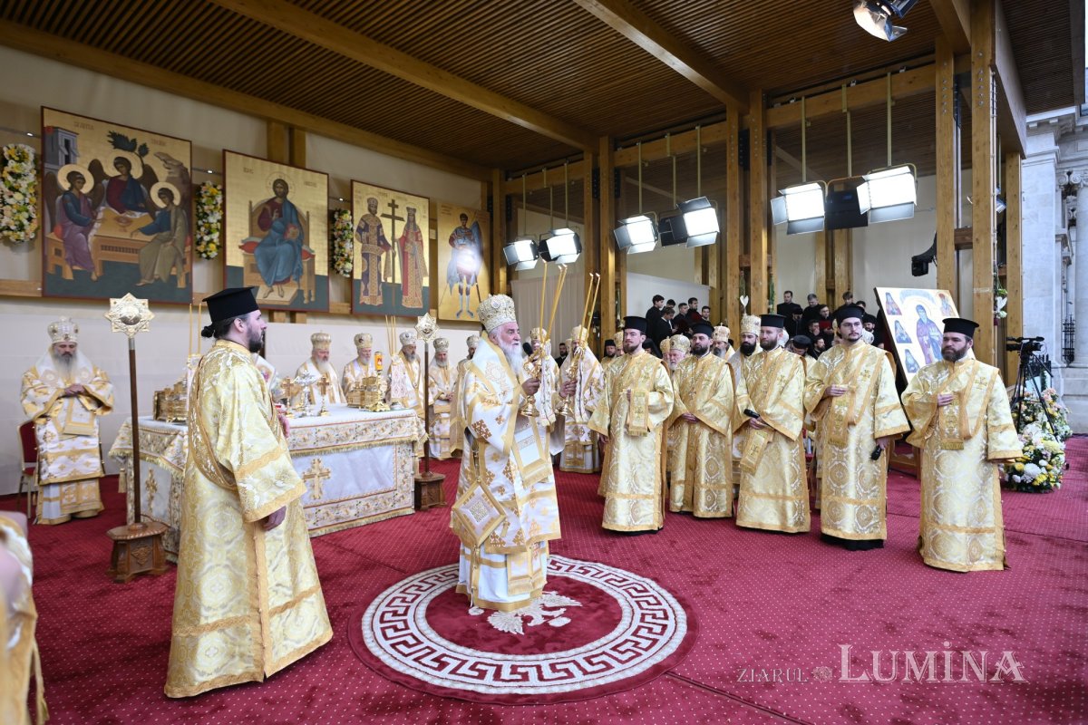 Sfântul Ocrotitor al Capitalei a fost cinstit pe Colina Patriarhiei 378610