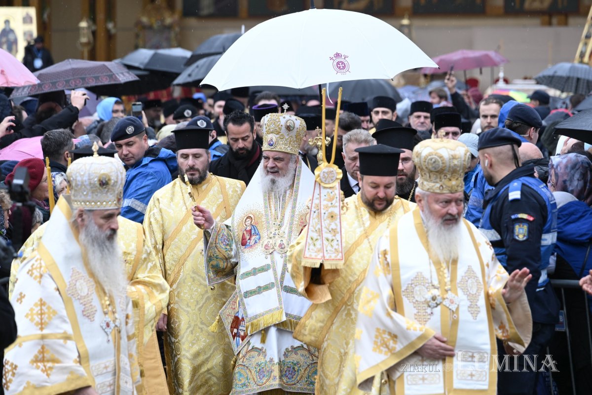 Sfântul Ocrotitor al Capitalei a fost cinstit pe Colina Patriarhiei 378626