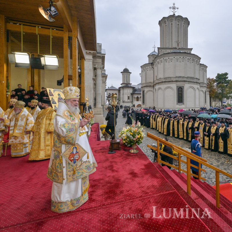 Sfântul Ocrotitor al Capitalei a fost cinstit pe Colina Patriarhiei 378637