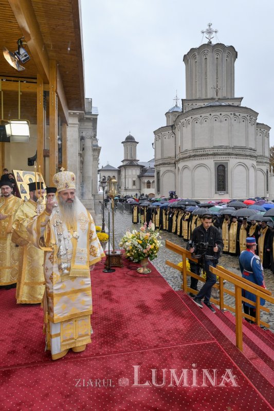 Sfântul Ocrotitor al Capitalei a fost cinstit pe Colina Patriarhiei 378645