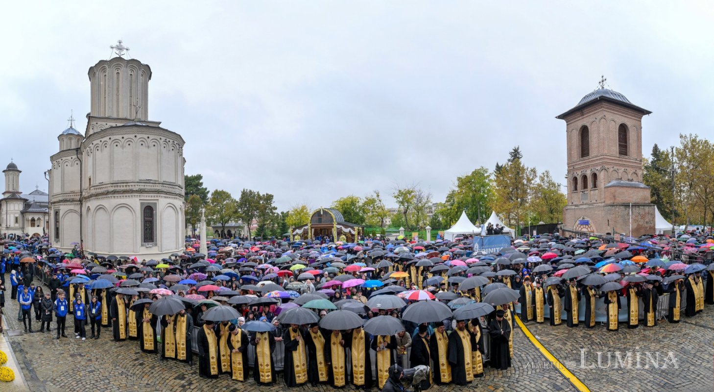 Sfântul Ocrotitor al Capitalei a fost cinstit pe Colina Patriarhiei 378662