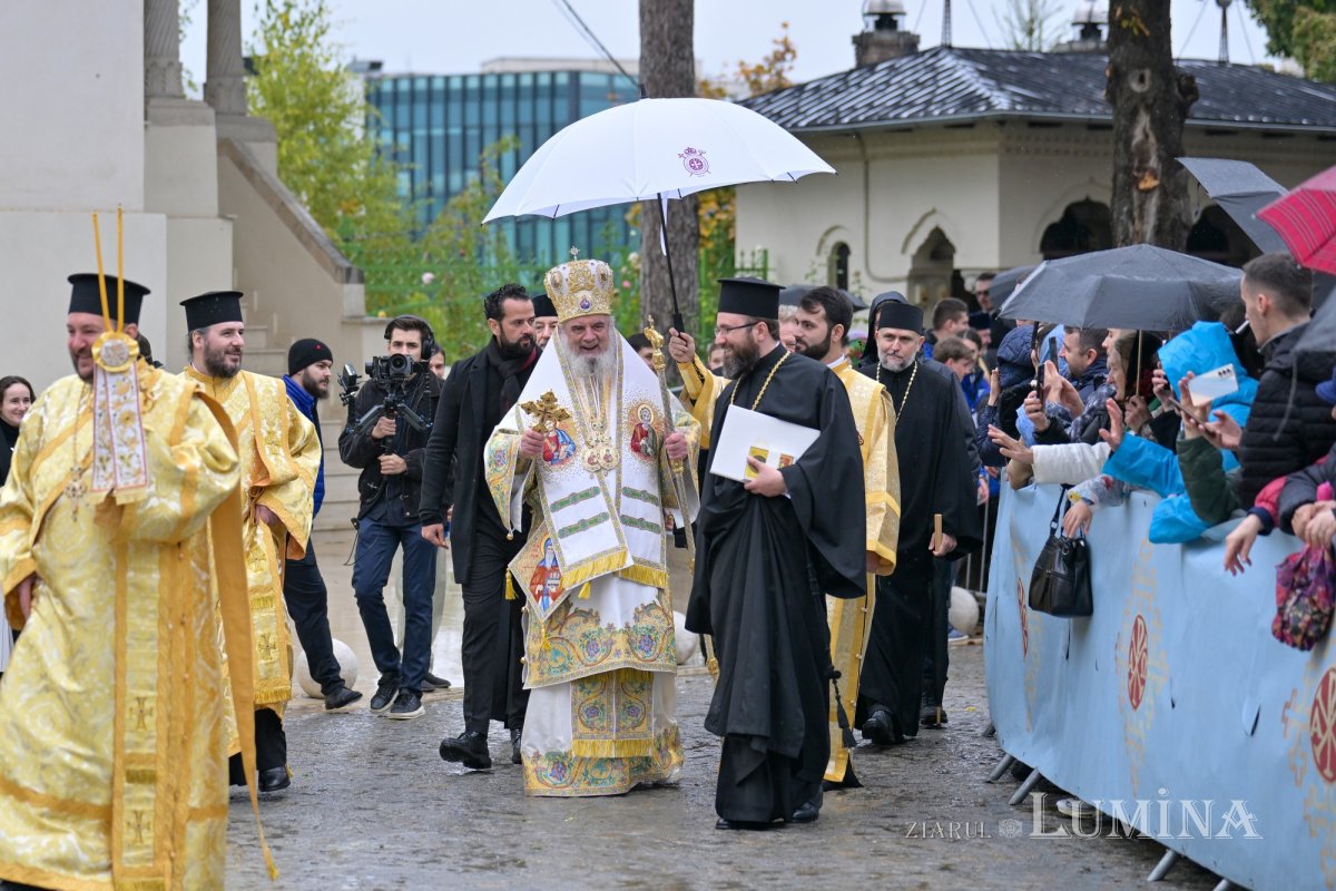 Sfântul Ocrotitor al Capitalei a fost cinstit pe Colina Patriarhiei 378663
