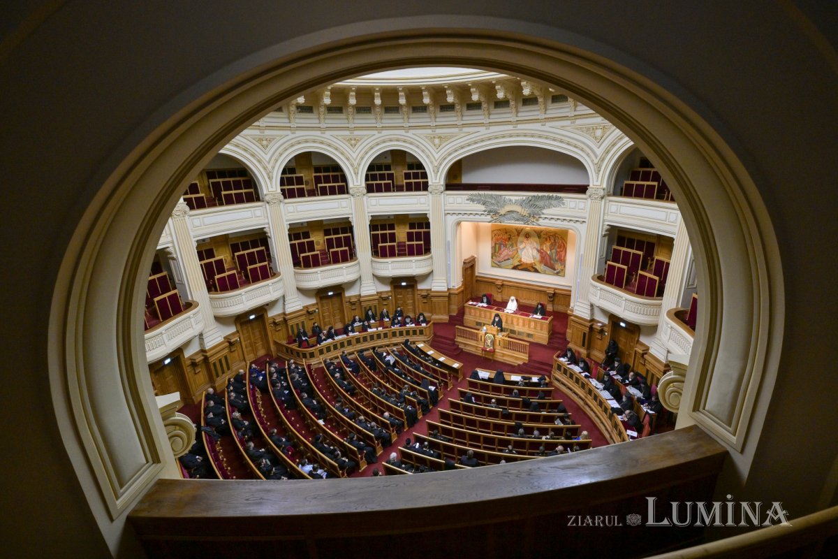 Ședință solemnă a Sfântului Sinod la Palatul Patriarhiei 378849