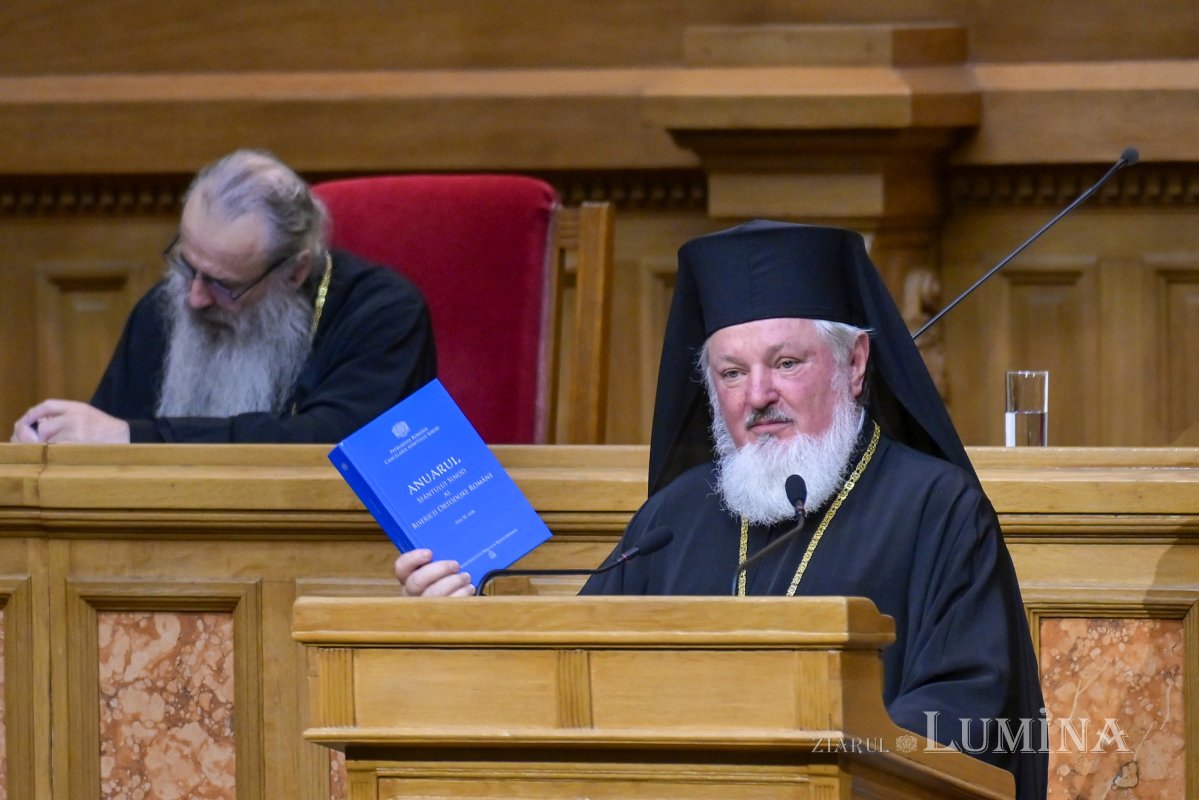 Ședință solemnă a Sfântului Sinod la Palatul Patriarhiei din București 378865