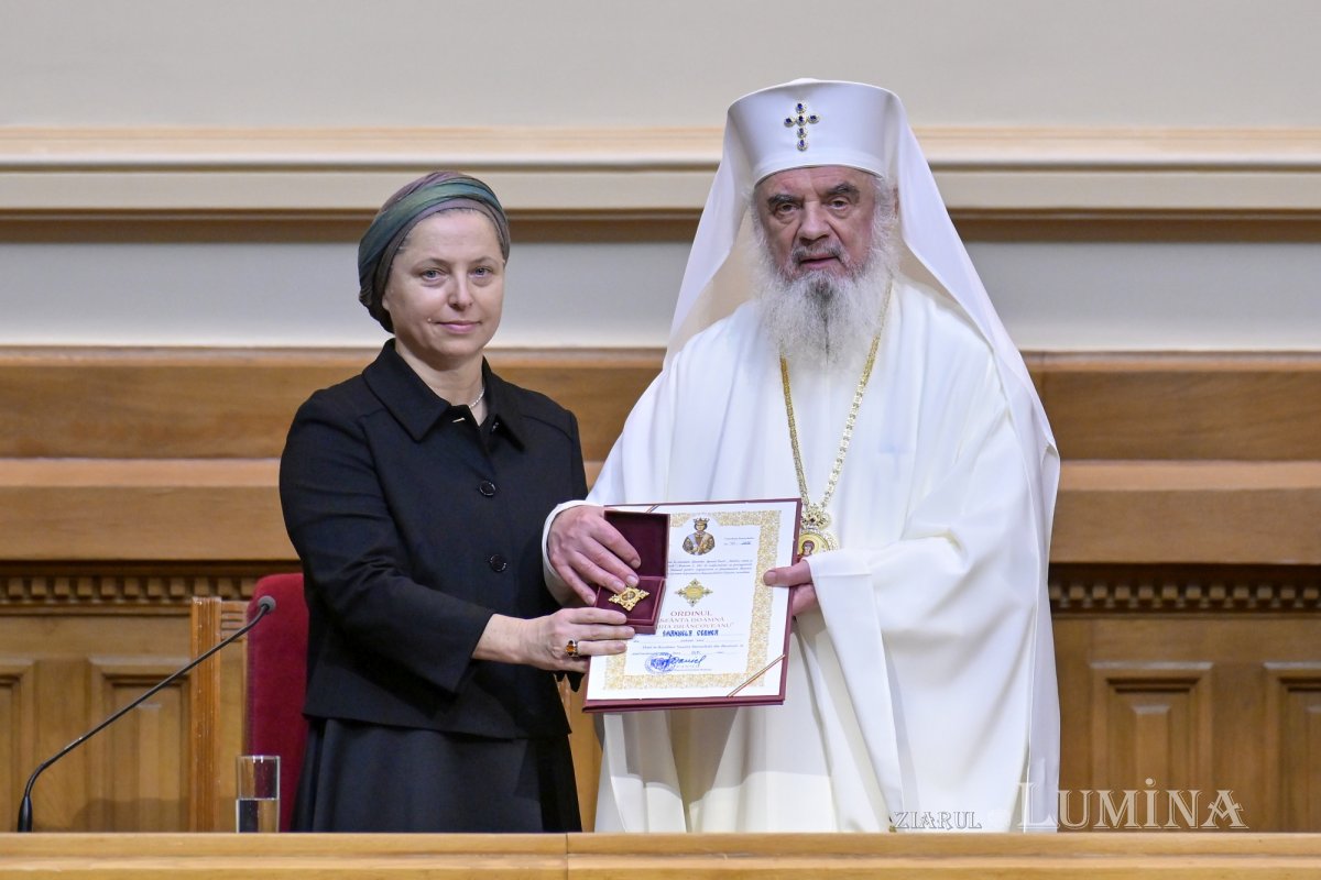 Ședință solemnă a Sfântului Sinod la Palatul Patriarhiei din București 378869