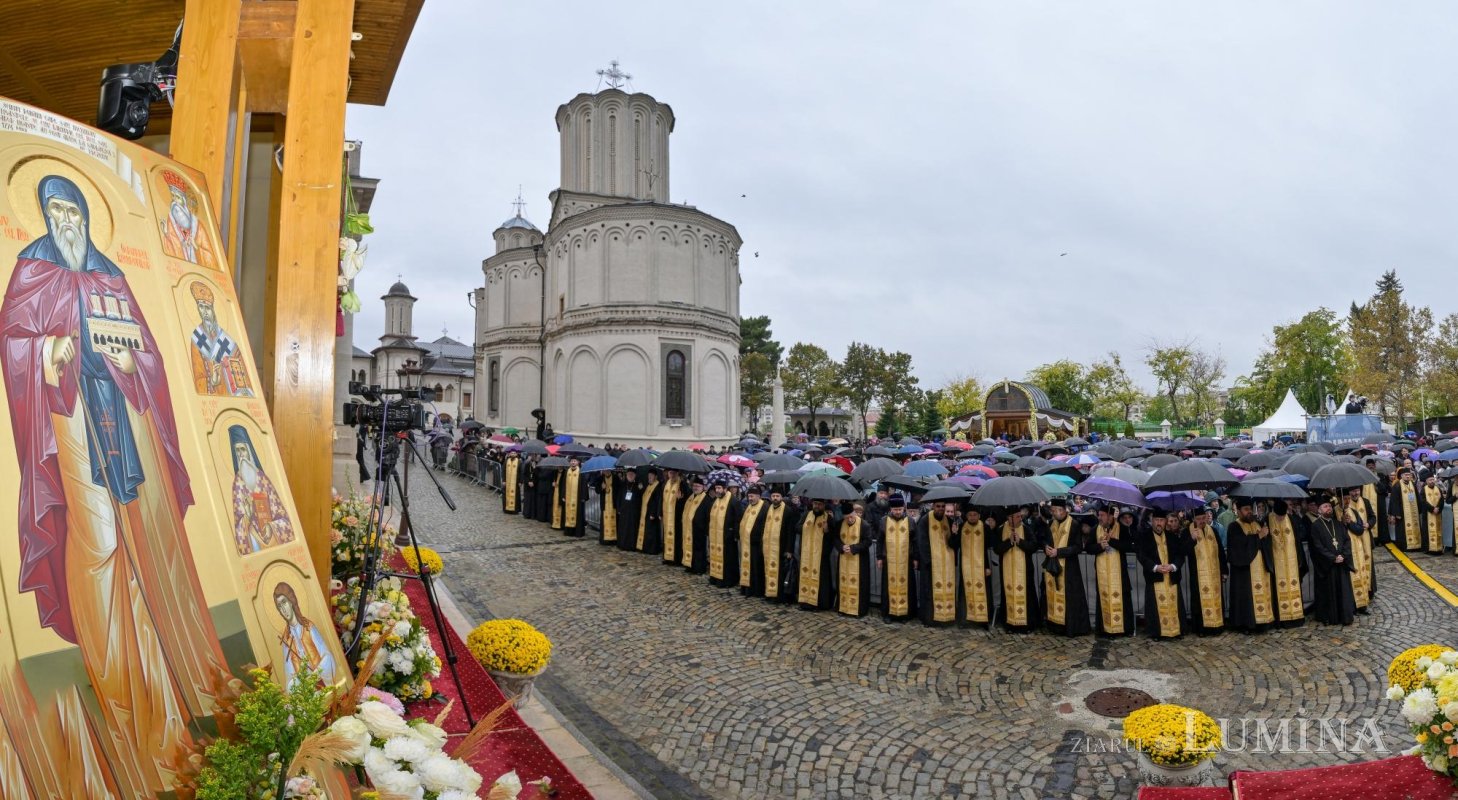 Sclipirile Luminii: Sărbătoarea Sfântului Cuvios  Dimitrie cel Nou, Ocrotitorul Capitalei 378994