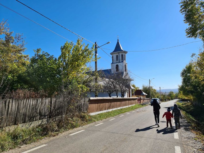 biserica zidita din sat Manastirea, comuna Dagata, judet Iasi