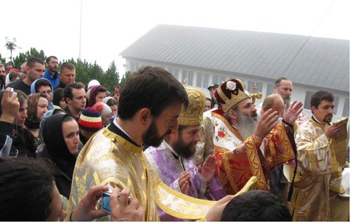 Pe muntele Ceahlău, în rugăciune, asemenea celor trei apostoli Poza 94983