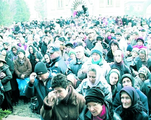 Sfânta Filofteia, milostiva din Curtea Argeşului Poza 366697