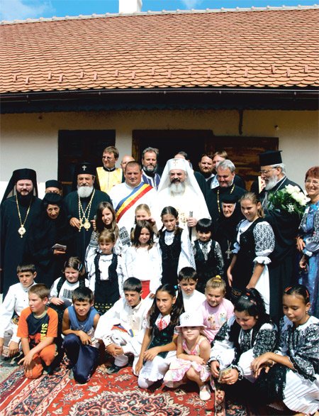 August: Primul an în care este serbată „Duminica migranţilor români“ la nivelul întregii Patriarhii Poza 96338