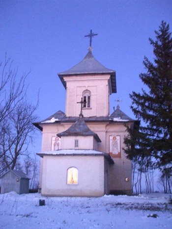 Sfântul Vasile cel Mare, serbat de credincioşii din Moldova în prima zi a noului an Poza 96374