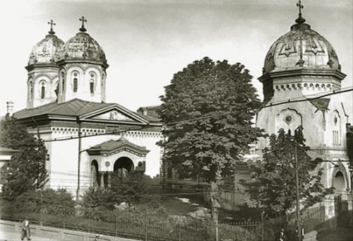 Memoria Bisericii în imagini: Biserica „Sfânta Vineri“ Herasca din Capitală