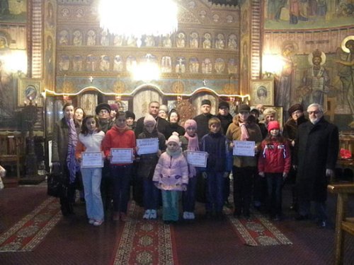 Solidaritatea credincioşilor de la parohia „Ziua Crucii“ din Craiova Poza 96459
