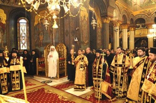 Vecernie ortodoxă la Catedrala patriarhală: Încheierea Săptămânii de Rugăciune pentru Unitatea Creştinilor Poza 96642