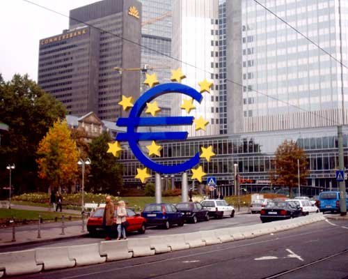 Miniştrii de Finanţe din UE pregătesc retragerea măsurilor anticriză Poza 97143