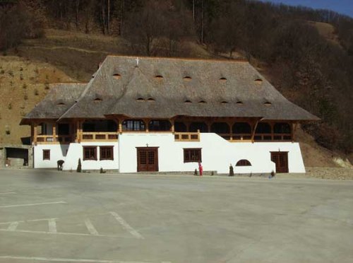 Cantină socială la Mănăstirea Bârsana Poza 97359