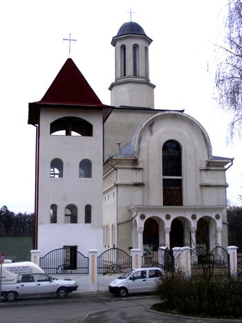 Biserica din Valea Aurie îi sprijină pe copiii şi bătrânii aflaţi în dificultate Poza 97567