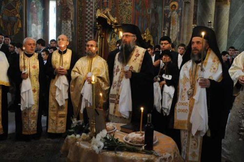 „Părintele Dumitru Popescu trăieşte prin fiii lui duhovniceşti“ Poza 97743