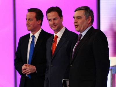 Competiţie strânsă în alegerile parlamentare din Marea Britanie Poza 97909