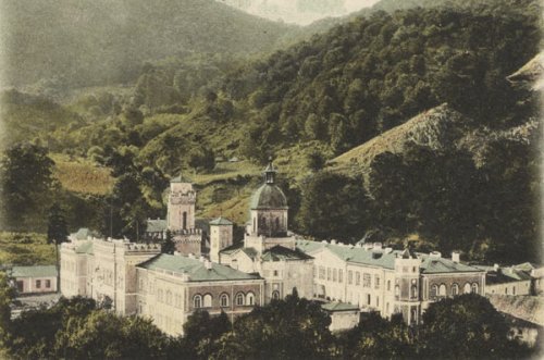 Mănăstirea Bistriţa olteană, lăcaşul boierilor Craioveşti Poza 97940